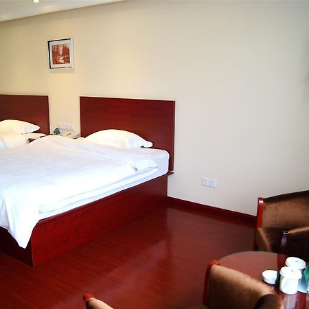 Greentree Inn Jiangsu Wuxi Yangjian Xihu Road Express Hotel Екстериор снимка