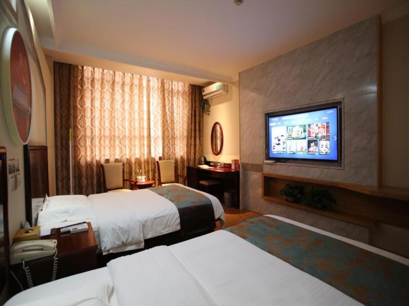 Greentree Inn Jiangsu Wuxi Yangjian Xihu Road Express Hotel Екстериор снимка