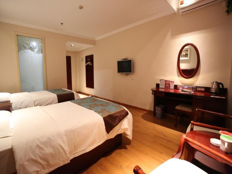 Greentree Inn Jiangsu Wuxi Yangjian Xihu Road Express Hotel Екстериор снимка