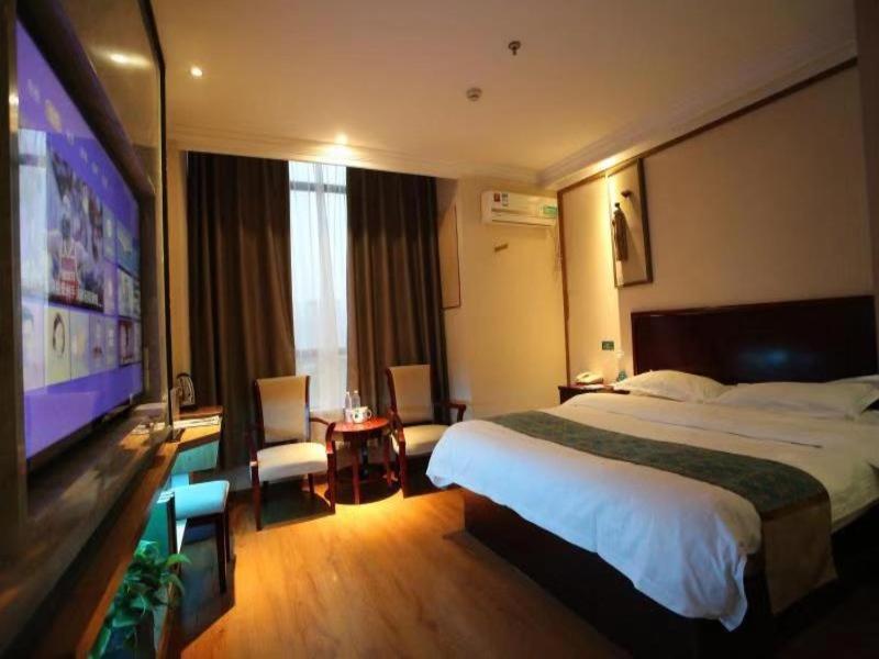Greentree Inn Jiangsu Wuxi Yangjian Xihu Road Express Hotel Екстериор снимка