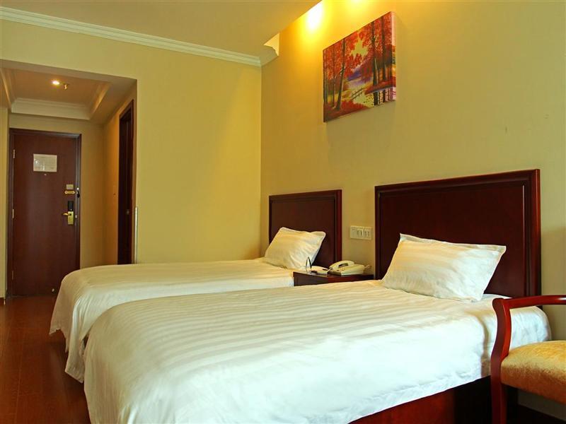 Greentree Inn Jiangsu Wuxi Yangjian Xihu Road Express Hotel Екстериор снимка