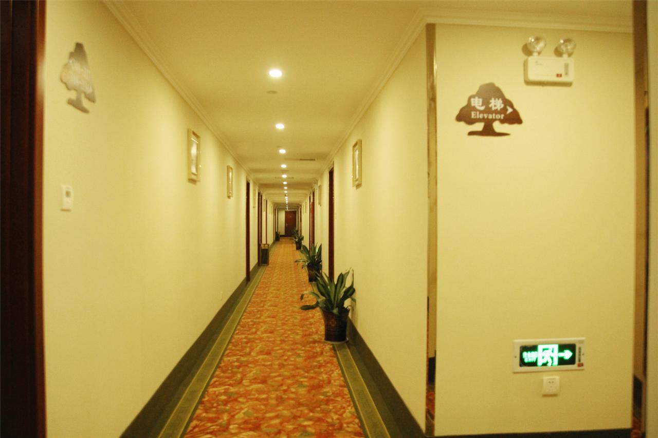 Greentree Inn Jiangsu Wuxi Yangjian Xihu Road Express Hotel Екстериор снимка