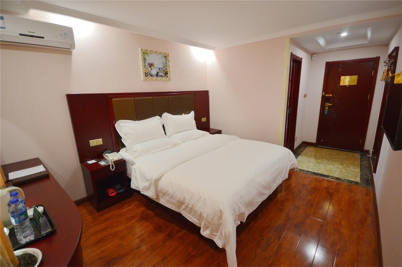 Greentree Inn Jiangsu Wuxi Yangjian Xihu Road Express Hotel Екстериор снимка