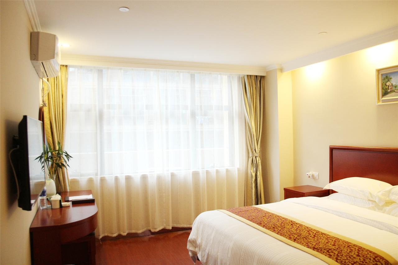 Greentree Inn Jiangsu Wuxi Yangjian Xihu Road Express Hotel Екстериор снимка